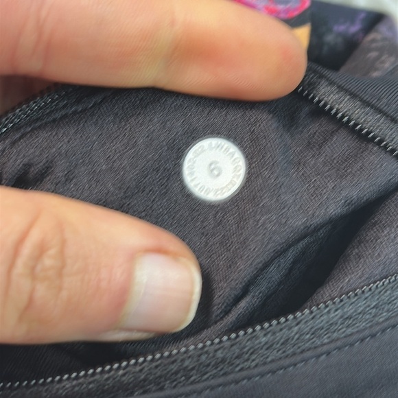 Lululemon Pace Rival Mid-Rise Skirt *Long Veiled Floral Black Multi - Picture 6 of 7